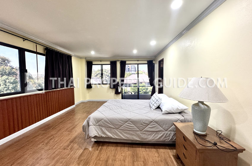 Apartment in Phaholyothin 